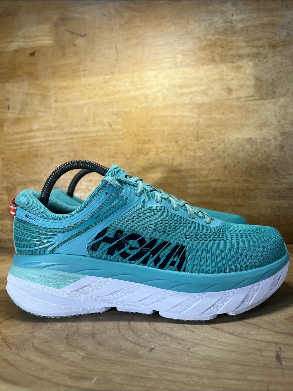 Hoka One One Bondi 7 Womens Size 8 Wide Running Shoes Sneakers Eggshell Blue
